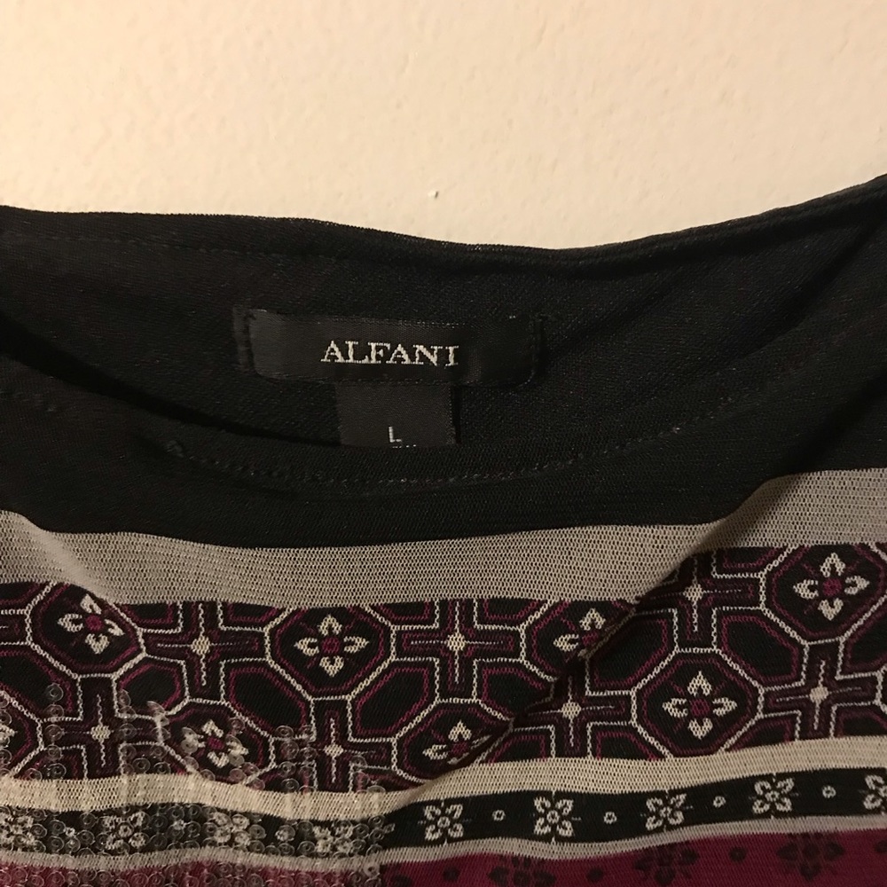 Blouse - Picture 2 of 2